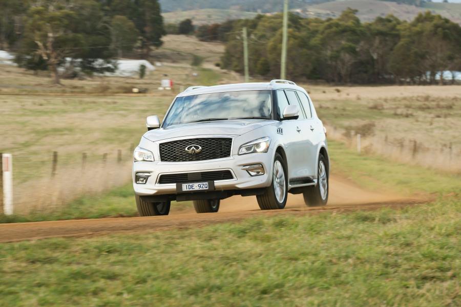  Infiniti QX80 5.6 2015 года  (AU) (фото 18 из 30)